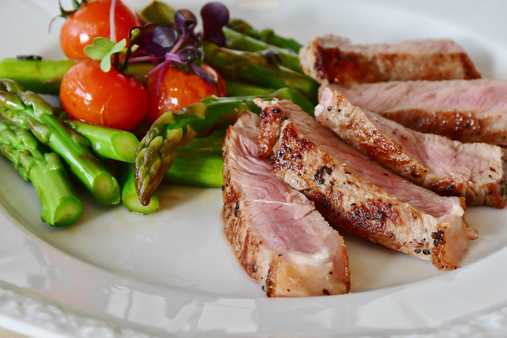 肉を食べて痩せる方法！ダイエット中に食べた方が良いお肉ベスト５