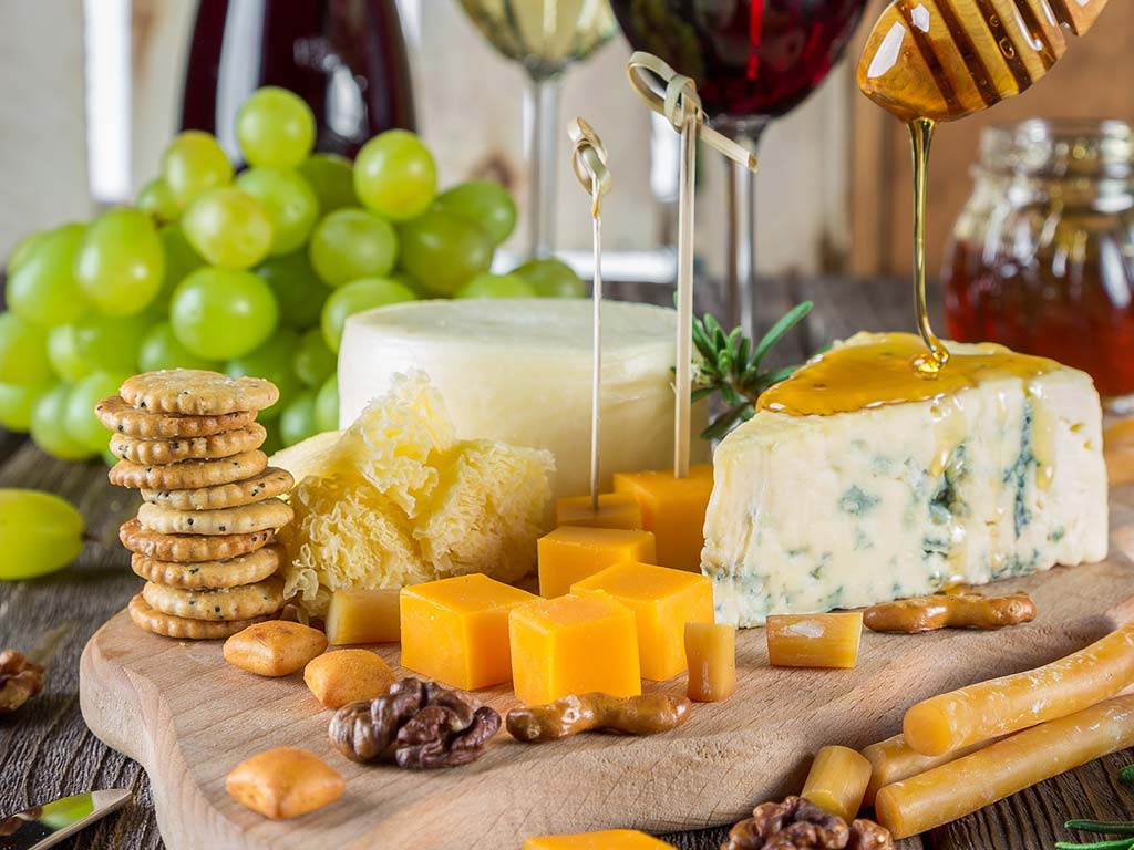 ダイエット中に食べても良いチーズの選び方！おすすめのチーズ5選